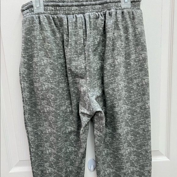 Size: L/XL   Color: Grey - Picture 3 of 3